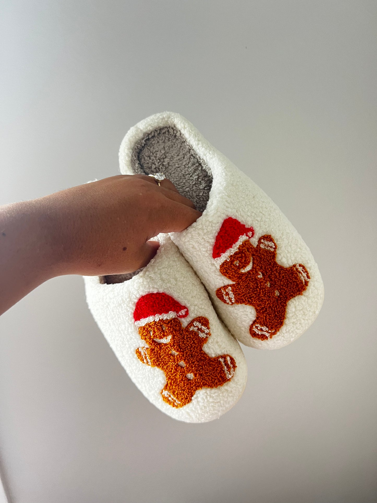 gingerbread slipps